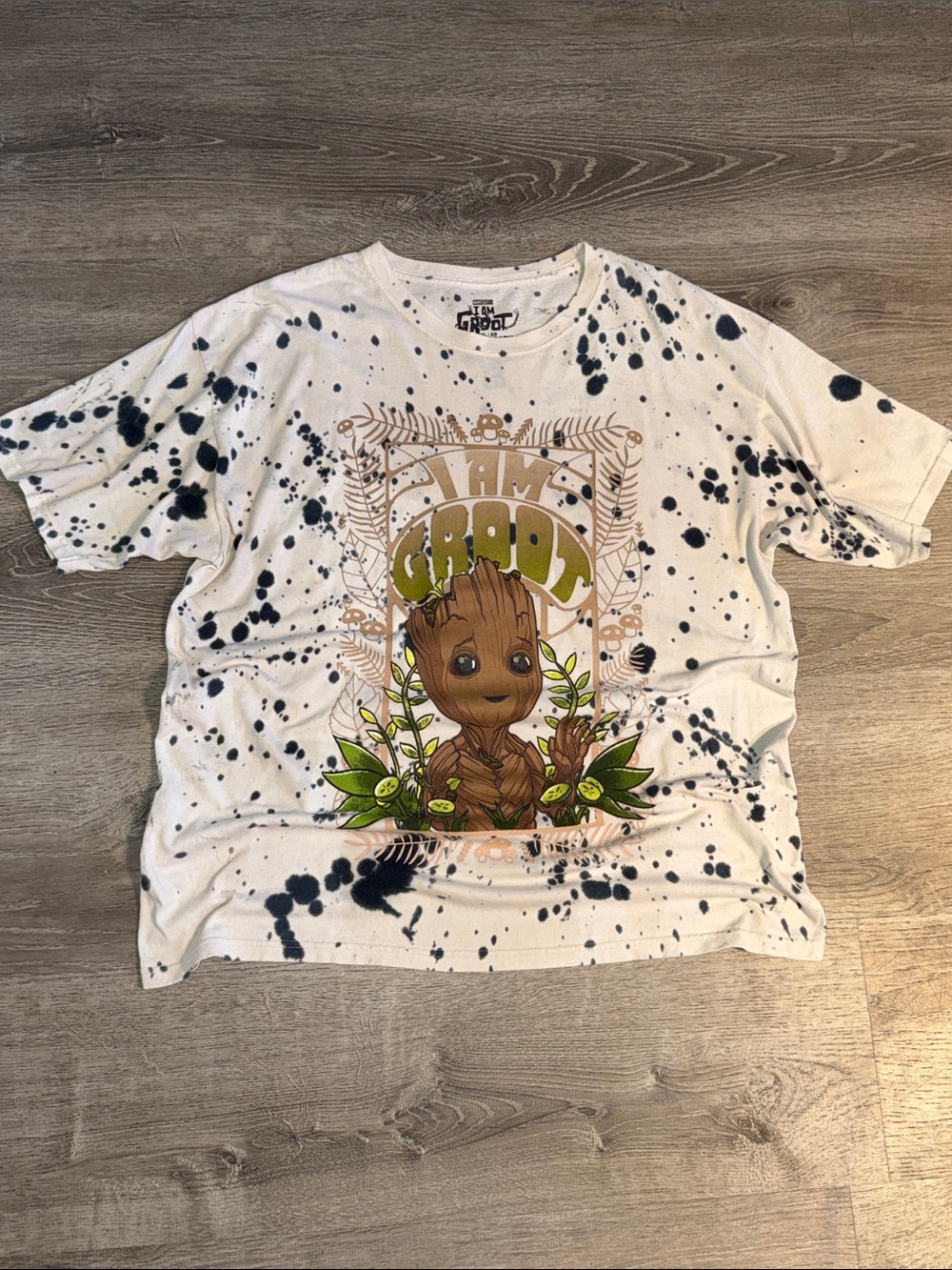 I AM GROOT Guardians of The Galaxy Marvel Studios Groovy Mushroom Splatter Tee - Picture 4 of 9